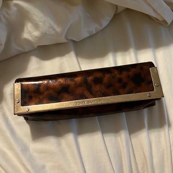 Tory Burch eye glasses case - Picture 1 of 5